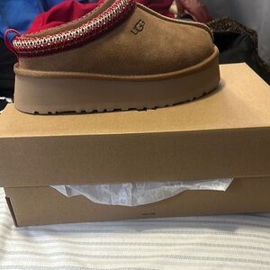 UGG Women Tazz slippers